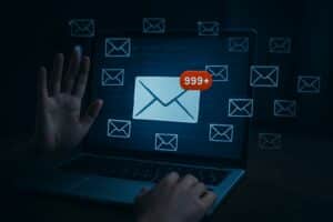 E-mail bombing définition