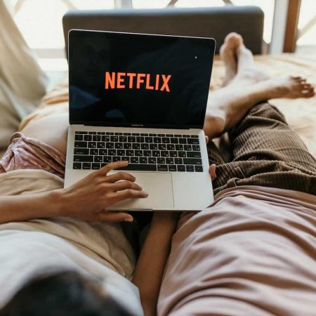 Les documentaires Netflix 100% Cyber