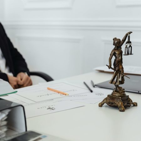 Avocat Cyberharcèlement Lyon