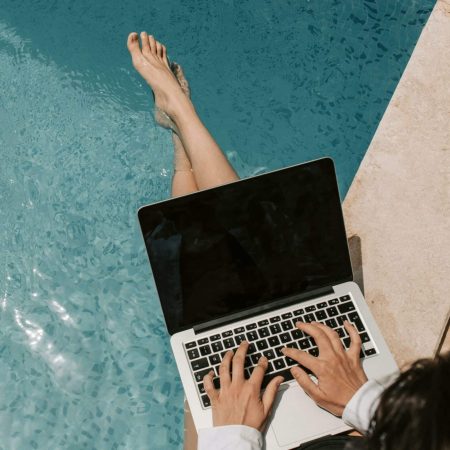 Précautions cyber pour les Vacances